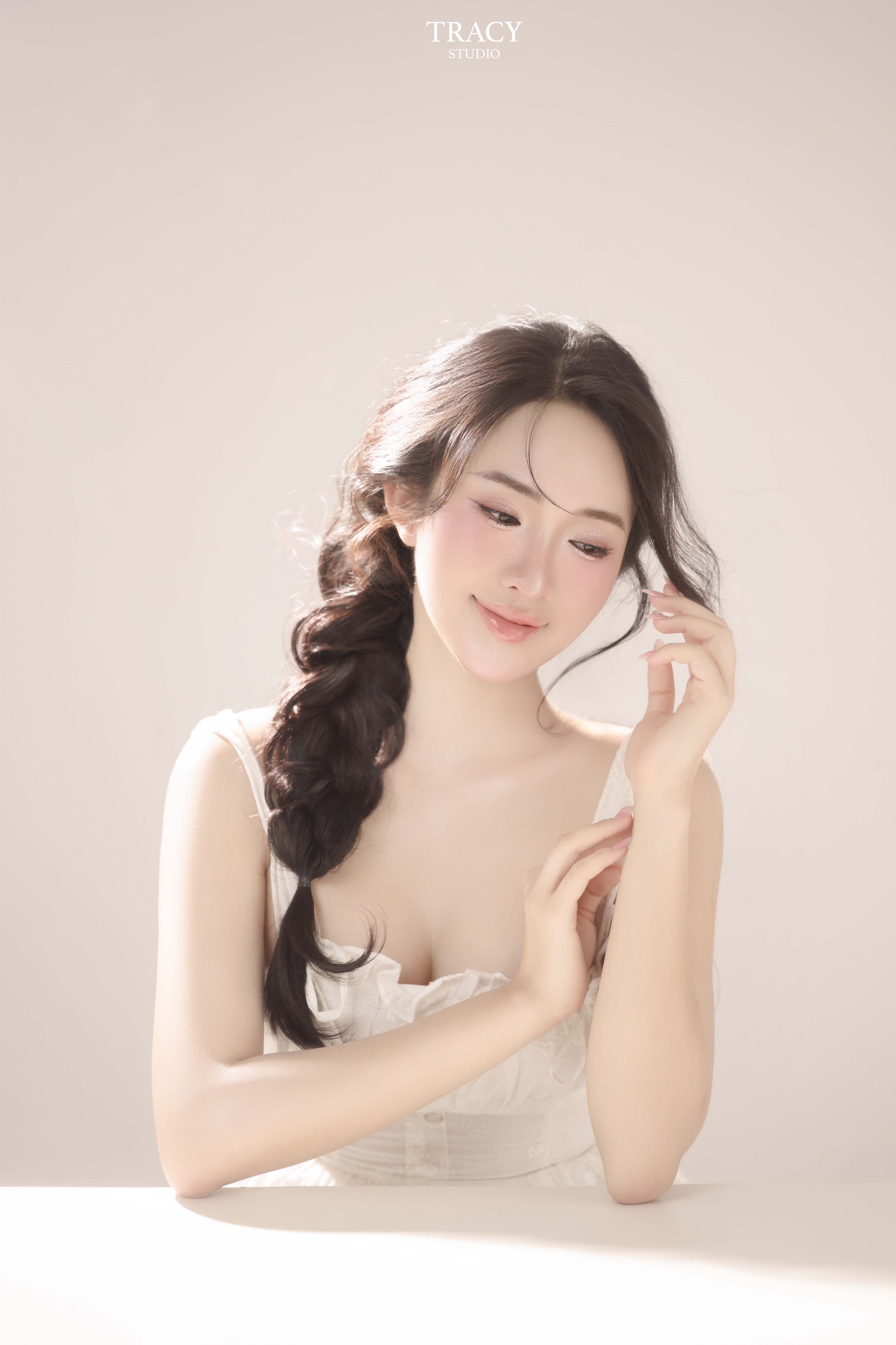 tracy studio chụp concept beauty trắng